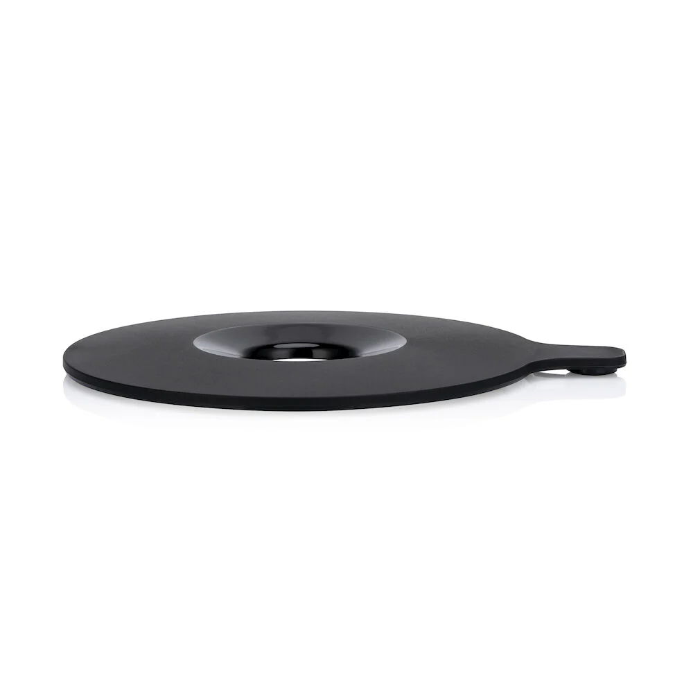 Performance lid for filter holder